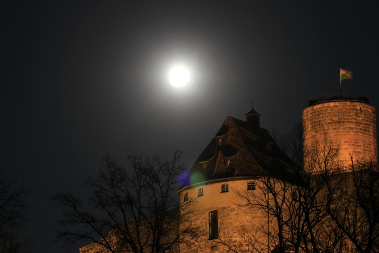 Apartment Mit Burgblick Im Gruenen, Familie Held Burgthann Buitenkant foto